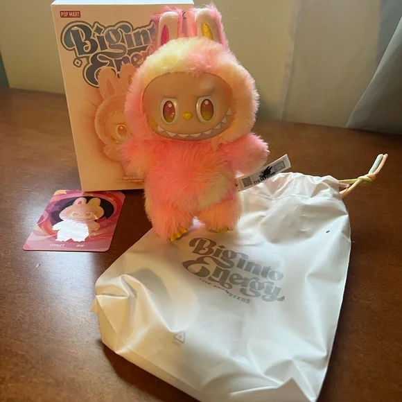 Labubu Loyalty Pop Mart Monster - Picture 2 of 5